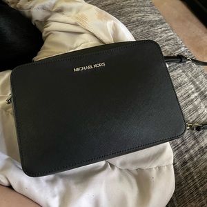 Real MK crossbody!